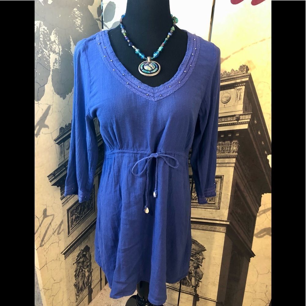 Nice lightweight blouse by Okay size medium